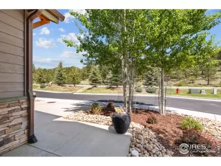 Photo #4: 1036454 Listing