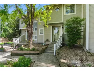 Photo #6: 1036539 Listing