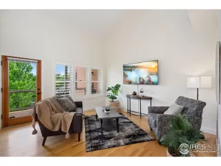 Photo #3: 1036597 Listing 