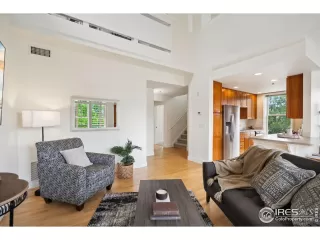 Photo #4: 1036597 Listing 