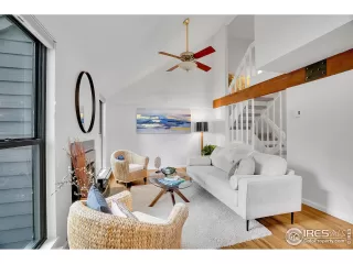 Photo #3: 1036610 Listing 