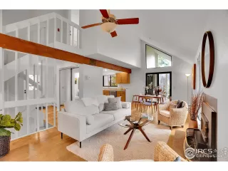 Photo #4: 1036610 Listing 