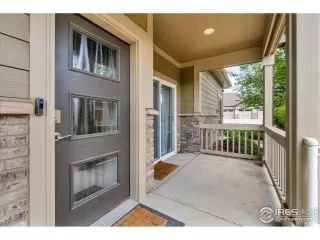 Photo #2: 1036613 Listing