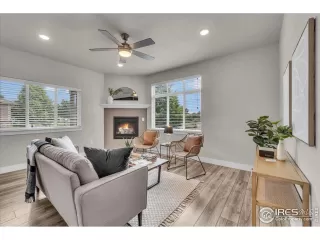 Photo #3: 1036613 Listing