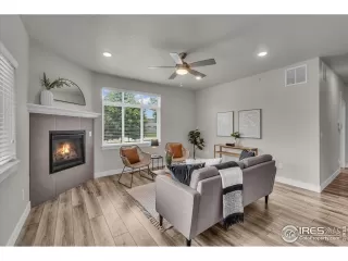 Photo #4: 1036613 Listing