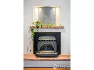 Photo #6: 1036750 Listing