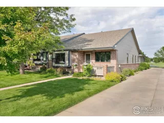 More Details about MLS # 1036759 : 2157 46TH AVE CT A GREELEY CO 80634