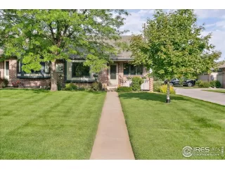 Photo #1: 1036759 Listing