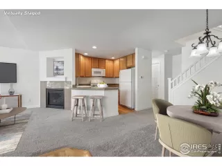 Photo #2: 1036777 Listing