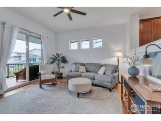 Photo #5: 1036781 Listing