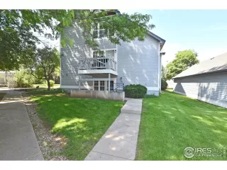 Photo #5: 1036794 Listing