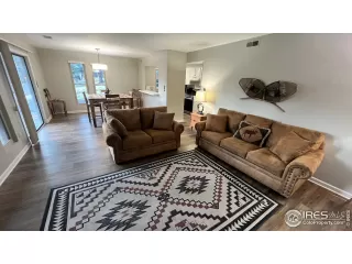 Photo #2: 1036827 Listing