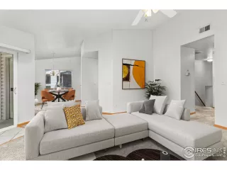 Photo #1: 1036831 Listing