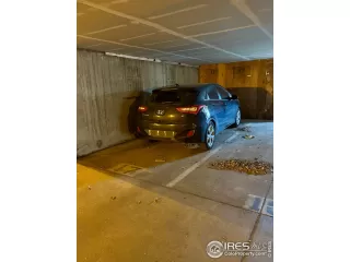 Photo #4: 1036852 Listing