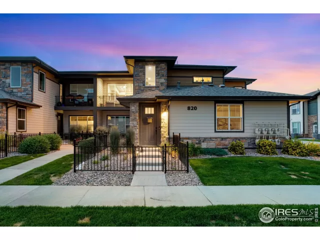 MLS: 1036857 Condo For Sale