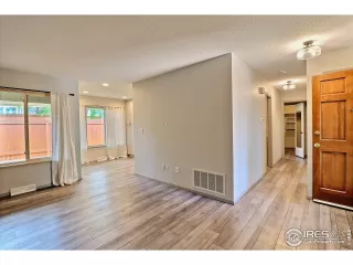 Photo #3: 1036971 Listing 