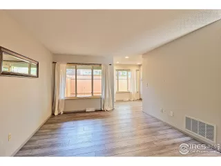 Photo #5: 1036971 Listing 