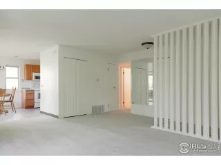 Photo #3: 1036990 Listing