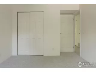 Photo #6: 1036990 Listing