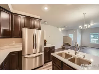 Photo #4: 1037048 Listing 