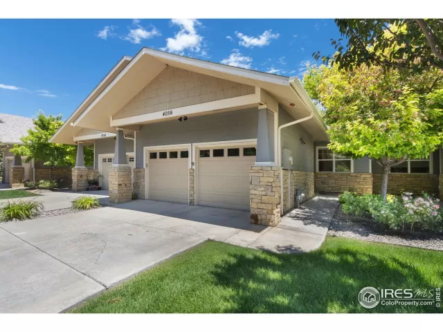 MLS: 1037113 Condo For Sale