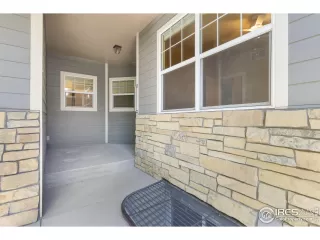 Photo #2: 1037113 Listing