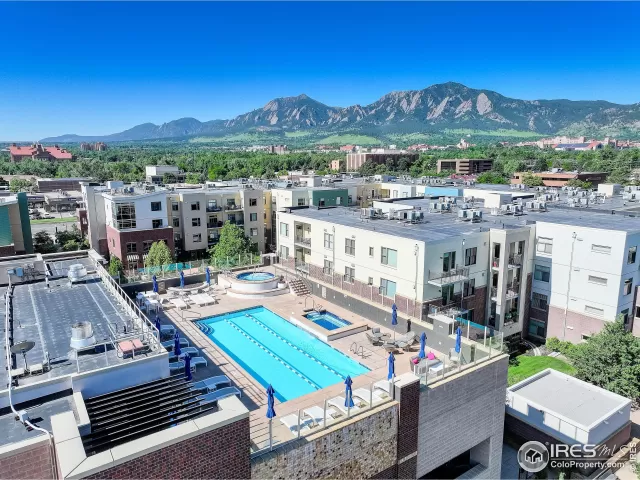 MLS: 1037196 Condo For Sale