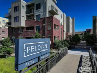 Photo #1: 1037196 Listing