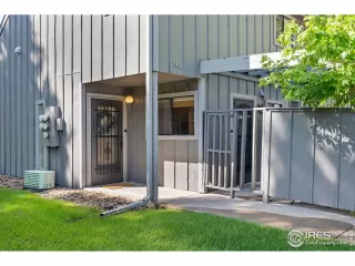 Photo #1: 1037246 Listing