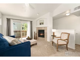 Photo #3: 1037286 Listing