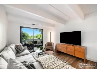 Photo #6: 1037309 Listing 