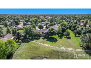 Photo #3: 1037391 Listing