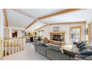 Photo #2: 1037410 Listing