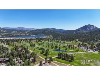 Photo #3: 1037410 Listing