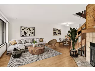 Photo #2: 1037412 Listing 