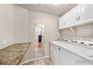 Photo #6: 1037441 Listing 