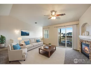 Photo #3: 1037453 Listing