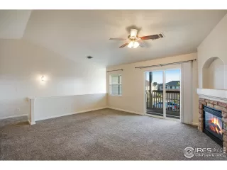 Photo #4: 1037453 Listing