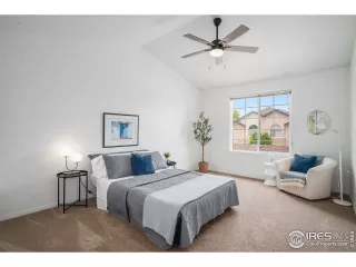 Photo #6: 1037589 Listing