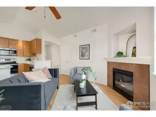 Photo #4: 1037614 Listing 