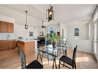 Photo #6: 1037614 Listing 