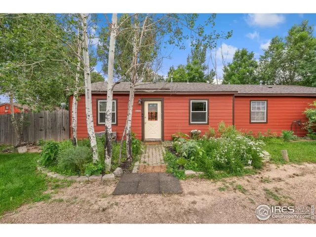 MLS: 1037674 Condo For Sale