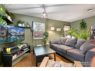 Photo #4: 1037674 Listing 