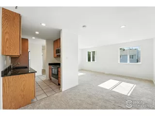 Photo #4: 1037688 Listing 