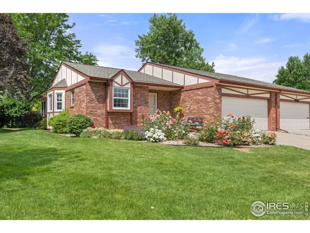 MLS: 1037715 Condo For Sale