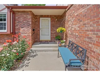 Photo #3: 1037715 Listing