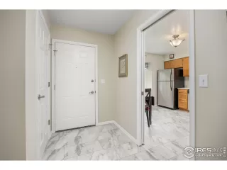 Photo #4: 1037715 Listing