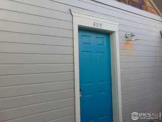 Photo #3: 1037728 Listing