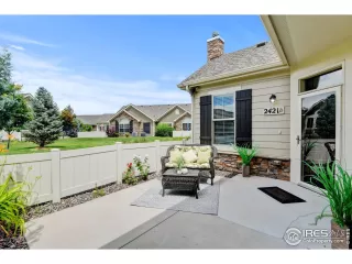 Photo #4: 1037733 Listing