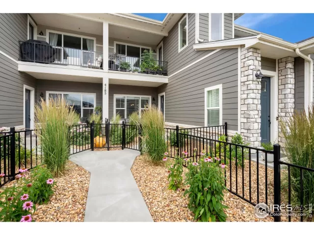 MLS: 1037800 Condo For Sale